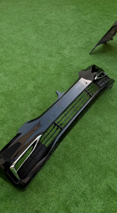BMW 5series 2019 original front and back bumpers photo 2
