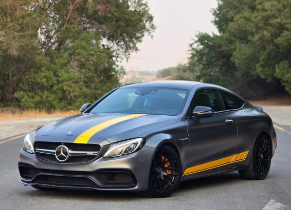 Mercedes-Benz C-Class C63 S AMG photo 4