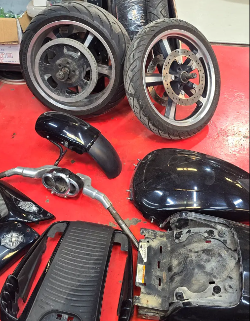 Harley Davidson V-Rod Body kit parts