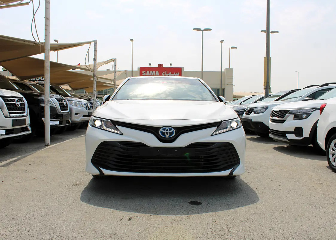 2020 Toyota Camry LE - GCC Specs -Orginal paint