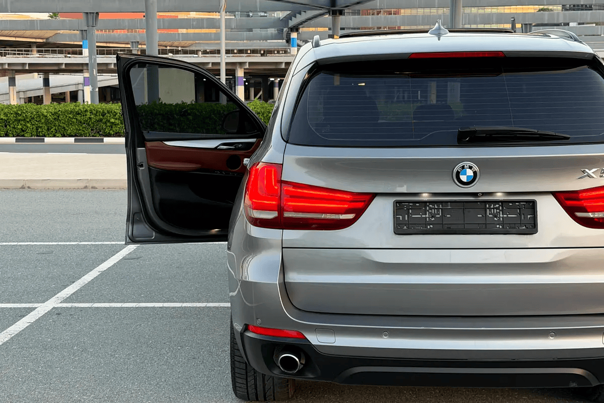 BMW X5 xDrive35i Luxury Line photo 2