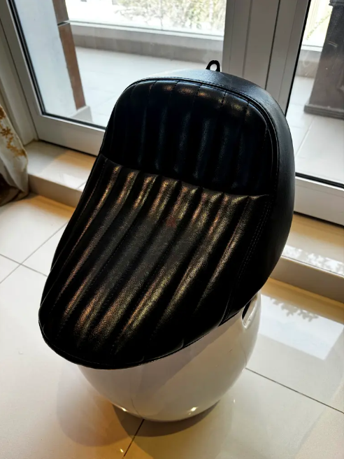 Harley Davidson FXBB Street BobOriginal Solo Seat photo 4